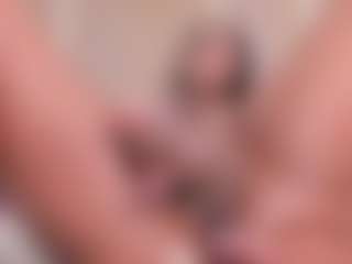 Live cam show with Eva - Brown Eyes Ebony on Camsoda