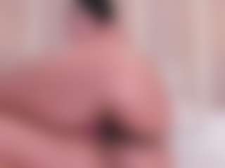 Eva's Live Sex Cam Show