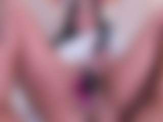 Eva's Live Sex Cam Show