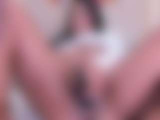 Eva's Live Sex Cam Show