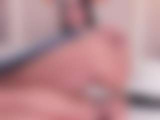Live cam show with Eva - Black Small Tits on friskycurves.com