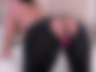 Live cam show with Eva - Small Tits on camtv