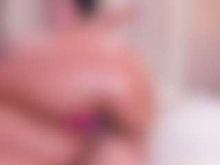 Eva's Live Sex Cam Show