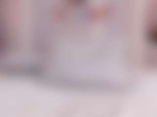 Live cam show with Eva - Shaved Pussy Toys on Latina Girls