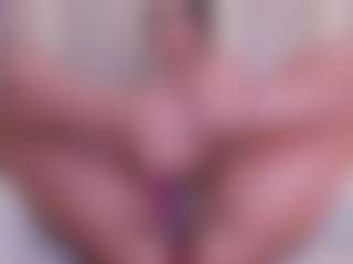 Eva's Live Sex Cam Show