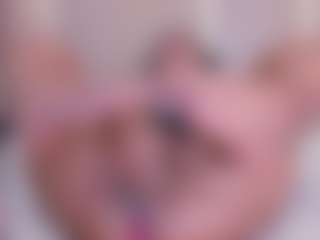 Eva's Live Sex Cam Show
