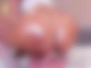 Eva's Live Sex Cam Show