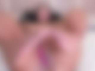 Eva's Live Sex Cam Show