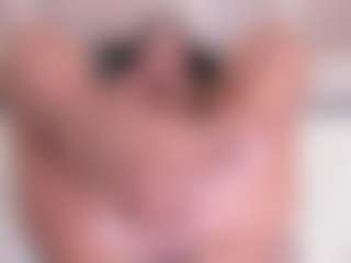 Eva's Live Sex Cam Show