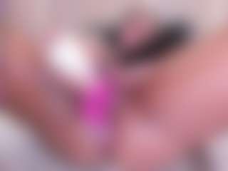 Eva's Live Sex Cam Show