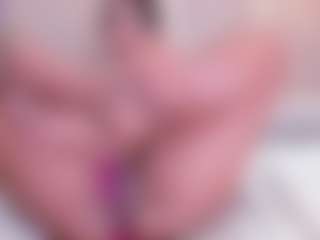 Eva's Live Sex Cam Show