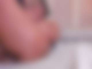 Live cam show with Eva - Black Shaved Pussy on SinfulBabes