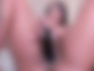 Eva's Live Sex Cam Show