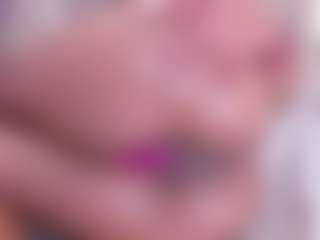 Eva's Live Sex Cam Show