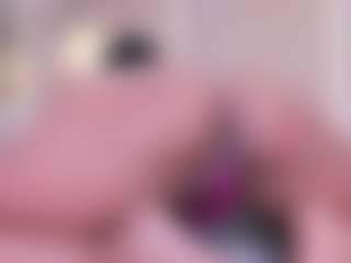 Eva's Live Sex Cam Show