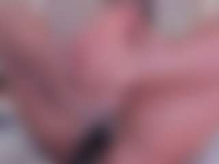 Eva's Live Sex Cam Show