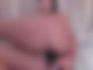 Live cam show with Eva - Black Blowjob on fapnchat