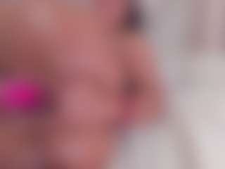Eva's Live Sex Cam Show
