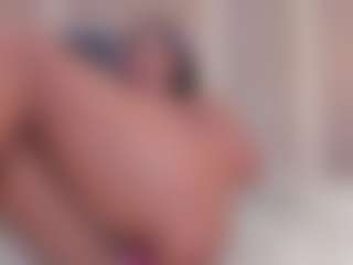 Live cam show with Eva - Strip Black on Milfs Live | colombia