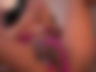 Live cam show with Rubi Oberli 9 inch - Latina on camwithhim.com | colombia