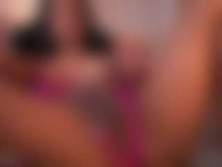 Live cam show with Rubi Oberli 9 inch - Latina on Camming Site | colombia