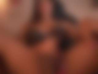 Show in cam erotica live di Rubi Oberli 9 inch