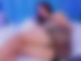 Live cam show with valerysultryst - Brown Eyes on livesuperchat.net