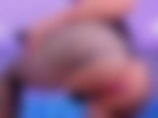 Live cam show with valerysultryst - Spank on studioflirtlive.com