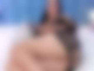 Live cam show with valerysultryst - Brown Eyes on Mixed Magazine Live