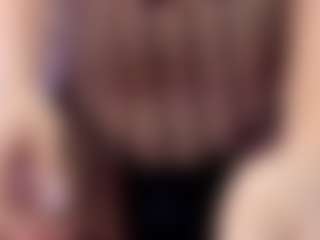Live cam show with valerysultryst - Tease on Fling VIP Chat