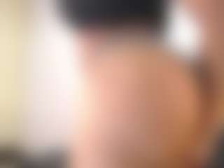 cocksuckingslut's Live Sex Cam Show