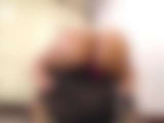 cocksuckingslut's Live Sex Cam Show