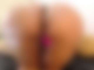 cocksuckingslut's Live Sex Cam Show