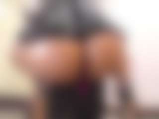 cocksuckingslut's Live Sex Cam Show