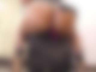 cocksuckingslut's Live Sex Cam Show