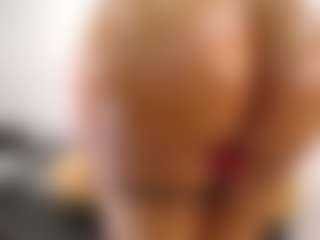 cocksuckingslut's Live Sex Cam Show