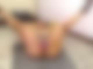 cocksuckingslut's Live Sex Cam Show