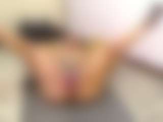 cocksuckingslut's Live Sex Cam Show