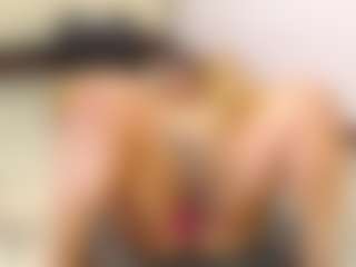 cocksuckingslut's Live Sex Cam Show