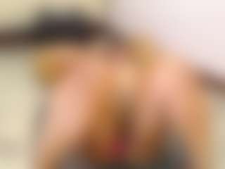 cocksuckingslut's Live Sex Cam Show