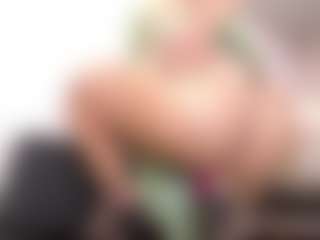cocksuckingslut's Live Sex Cam Show