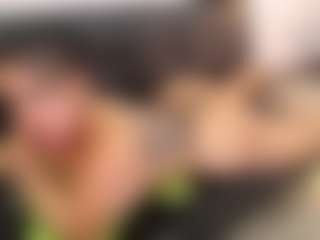 cocksuckingslut's Live Sex Cam Show