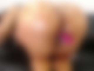 cocksuckingslut's Live Sex Cam Show