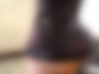 cocksuckingslut's Live Sex Cam Show