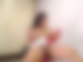 Live cam show with cocksuckingslut - Spank Curvy on TeamSkeetLive