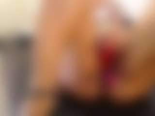 cocksuckingslut's Live Sex Cam Show