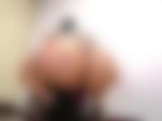 cocksuckingslut's Live Sex Cam Show