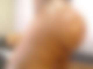 Live cam show with cocksuckingslut - Pornstar Petite on Dolls Live