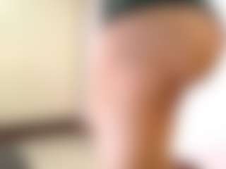 cocksuckingslut's Live Sex Cam Show