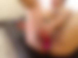 cocksuckingslut's Live Sex Cam Show